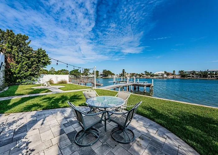 Relax At Our Bay Waterfront Holiday home