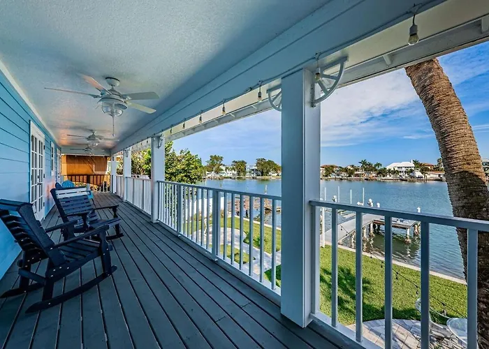 Relax At Our Bay Waterfront *